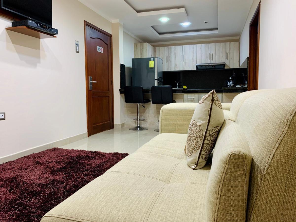 Hotel Adriand's Machala Buitenkant foto